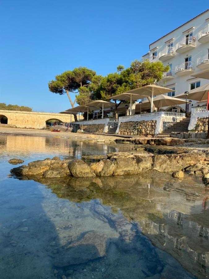 Hostal Xuroy Cala Alcaufar Exterior photo
